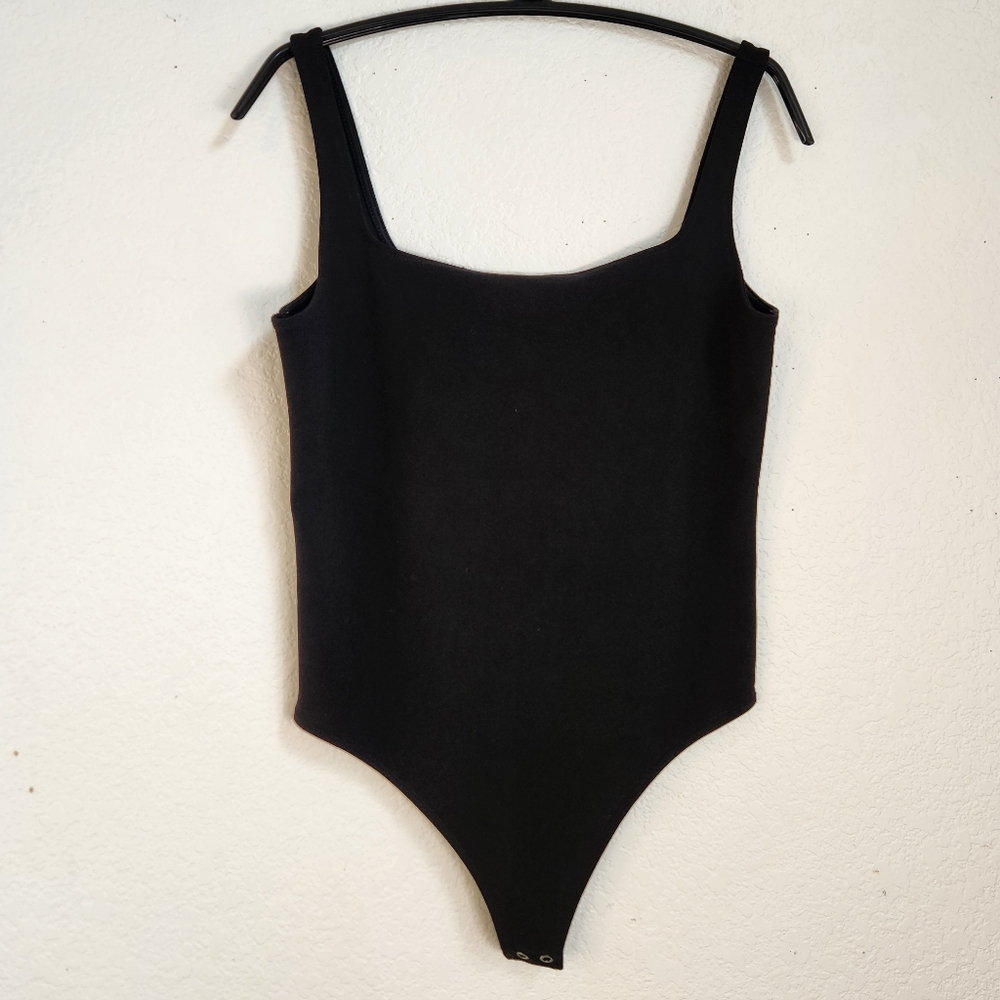 Express Black Sleeveless ‎ Bodysuit, Size M